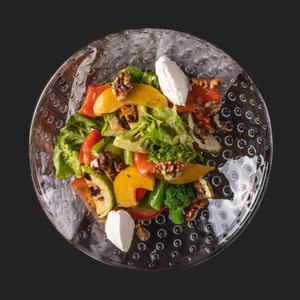 Фото товара 'Салат овощной с персиком'