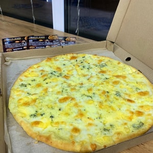 Фото товара 'Пицца Четыре сыра'