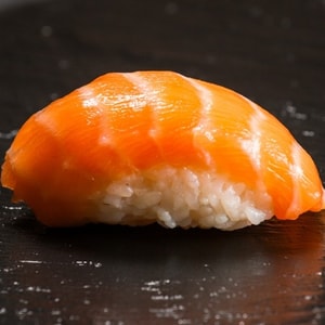 Фото товара 'Суши с лососем'