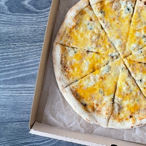 Фото товара 'Пицца 4 сыра'