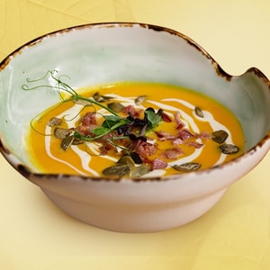 Фото товара 'Тыквенно-имбирный крем-суп с беконом'